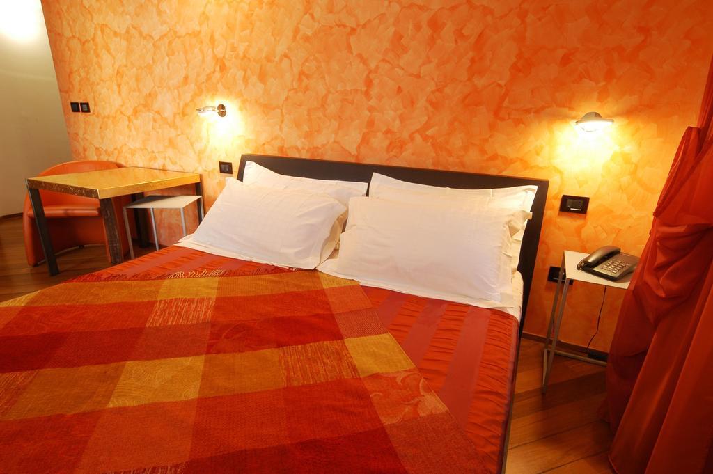 I Tre Merli Locanda Камольї Номер фото